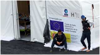 Spain opens migrant camps in the Canaries expecting fresh influx