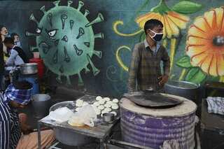 Delhi extends lockdown by another week