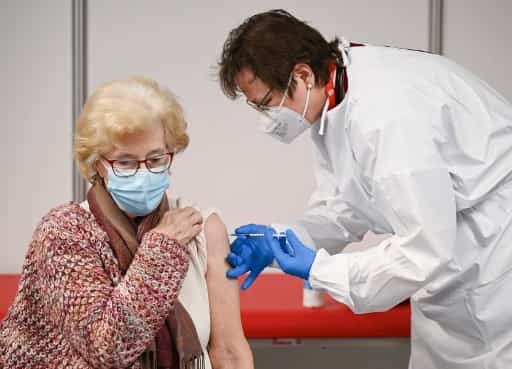 'Insufficient data': German board says AstraZeneca COVID-19 vaccine should not be used for over-65s