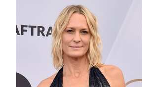 'House of Cards' star Wright battles wilderness in Sundance debut 'Land'