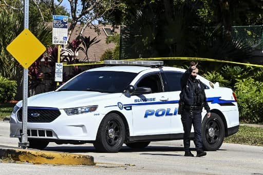Shooter kills two FBI officers in Florida; 3 wounded