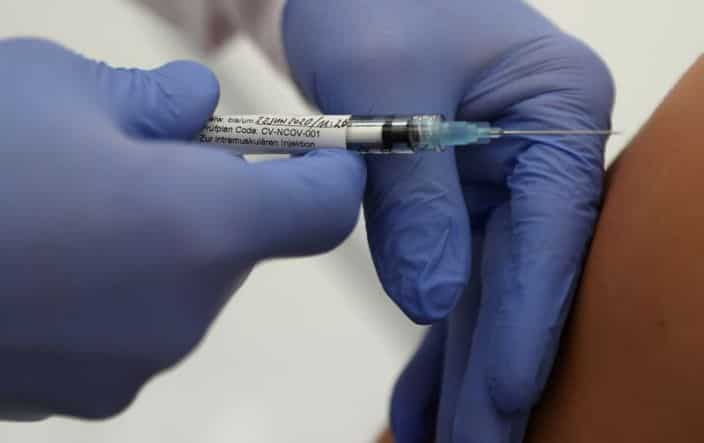 Fraudsters offer 400 million 'ghost' Covid vaccines in EU, say officials Fraudsters offer 400 million 'ghost' Covid vaccines in EU, say officials