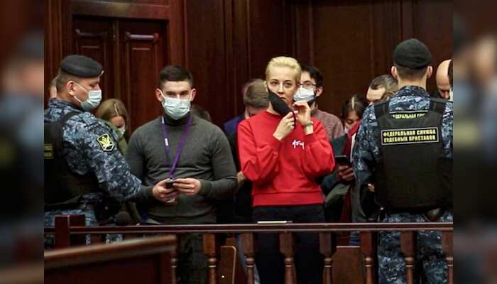 Netizens in Russia voice support for Yuliya Navalny after Alexy Navalny's arrest