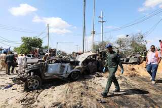 Bomb kills 12 security agents in Somalia as politicians wrangle over presidency