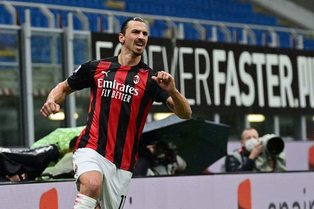 'Exceptional' Ibrahimovic breaks 500-goal mark to keep AC Milan top