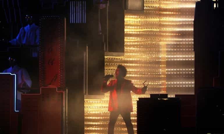 Signature red look