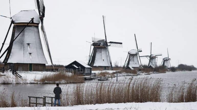 Dutch snow keeps some Covid sites, schools closed