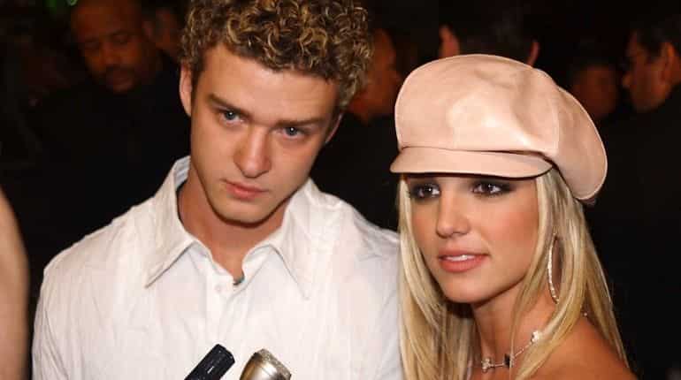 Britney Spears shares throwback photo with ex Justin Timberlake to wish her sister on her birthday