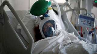 Coronavirus patients on ventilators show severe symptoms of PTSD: Study