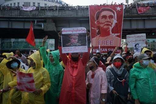 President Biden announces sanctions against Myanmar amid anti-military protests