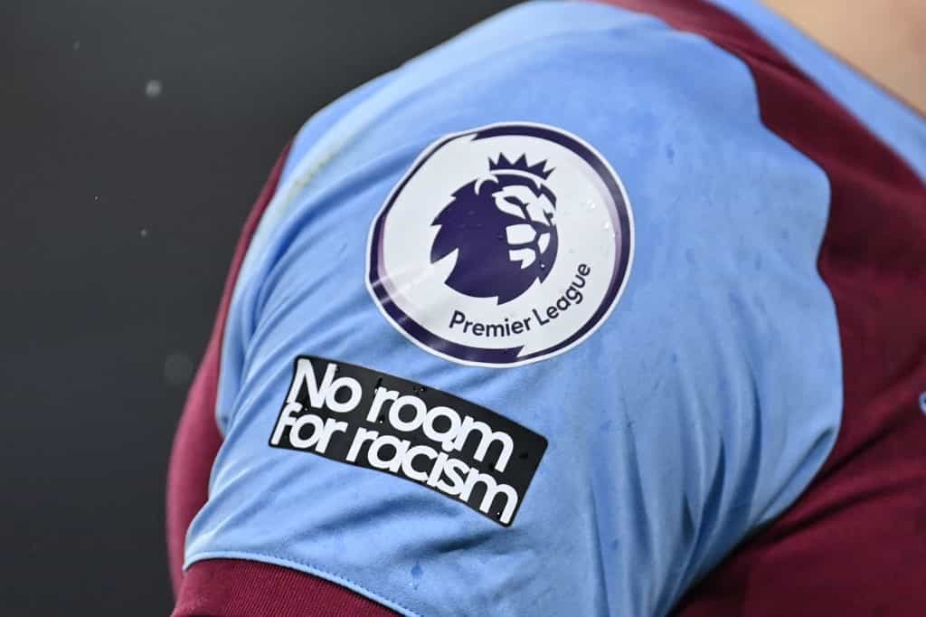 Football bosses demand Twitter, Facebook to tackle 'havens of abuse' Football bosses demand Twitter, Facebook to tackle 'havens of abuse'
