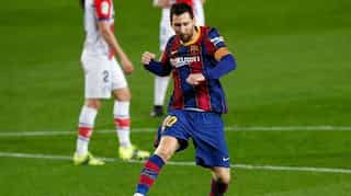 Barcelona rout Alaves to fire warning shot to PSG