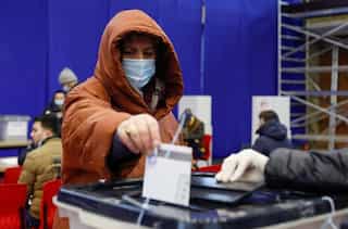 Kosovo votes in election that could complicate dialogue with Serbia