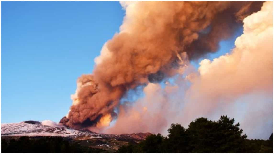 International airport closed