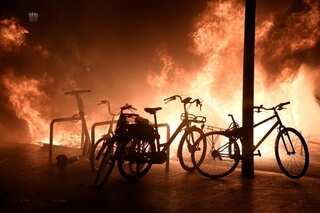 Police arrest dozens in second night of Spain rapper protests