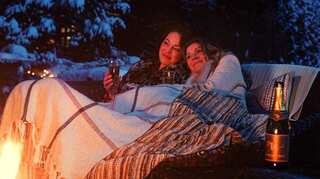 'Firefly Lane' review: Poignant, powerful story of two women and friendship that becomes the bulkhead of their lives