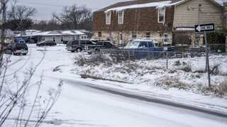 As power restores in Texas, locals still struggle for water amid harsh winter storm