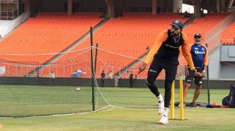 Mohammed Siraj practices under lights (Photo: BCCI)