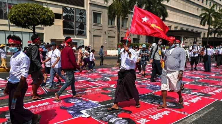 Myanmar's junta chief urges quick economic reform amid global backlash Myanmar's junta chief urges quick economic reform amid global backlash