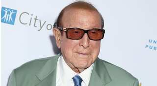 Music mogul Clive Davis postpones pre-Grammy Awards gala due to Bell's palsy