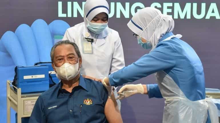 Malaysia launches COVID-19 vaccination drive as PM gets first shot