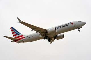 'Cylindrical-shaped object': American Airlines reportedly spots UFO over New Mexico