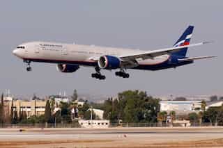 Boeing 777 makes emergency landing in Moscow after engine trouble