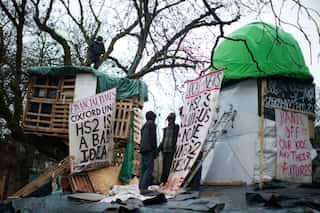 Month-long tunnel protest over new UK rail link ends
