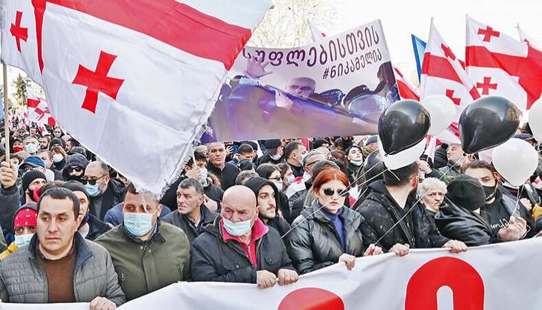 Thousands rally in Georgia after opposition chief's arrest Thousands rally in Georgia after opposition chief's arrest