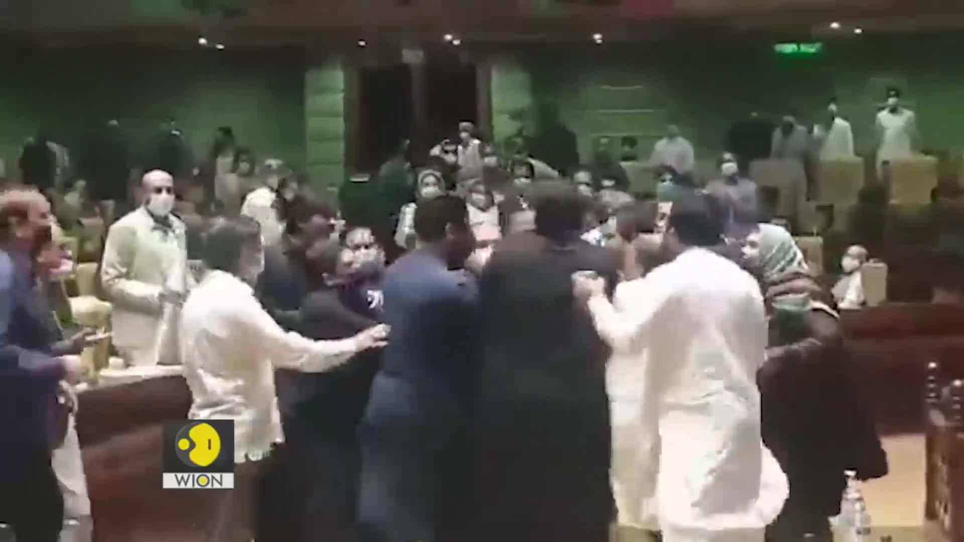 Watch: Pakistan's Sindh Assembly descends into chaos after lawmakers engage in fisticuffs Watch: Pakistan's Sindh Assembly descends into chaos after lawmakers engage in fisticuffs