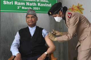 President Ram Nath Kovind receives coronavirus vaccine