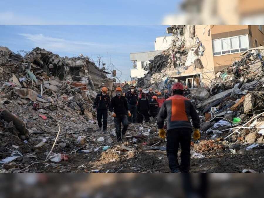 Earthquake of magnitude 6.2 strikes Greece