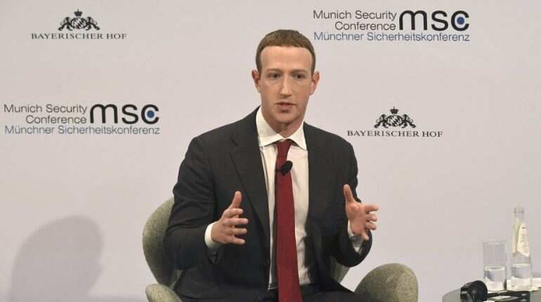 Ditch plans for kids' version of Instagram, advocates for children urge Facebook CEO Mark Zuckerberg