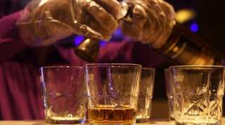 Warning labels on alcohol bottles could help save lives: Study