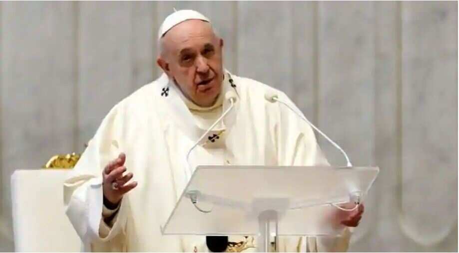 Pope Francis thanks Iraqis for visit, saying they have right to live in peace