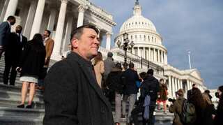 Former White House doctor drank on duty, bullied co-workers: Report