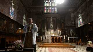 French Catholic clergy may have abused at least 10,000 people since 1950