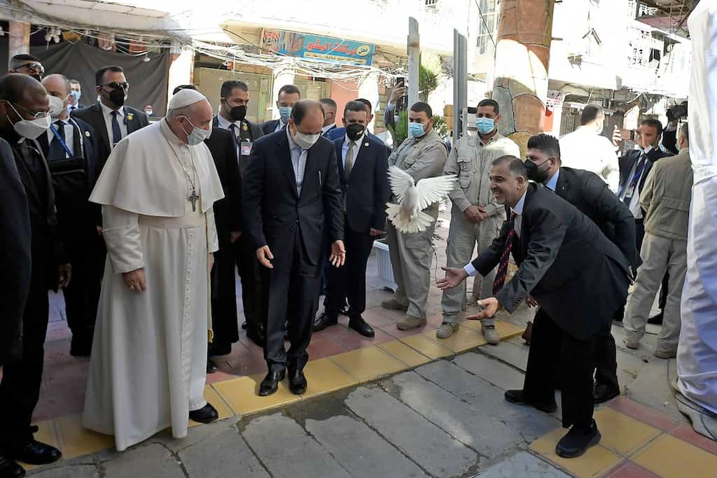 Iranian media hails Pope-Sistani meeting as chance for peace