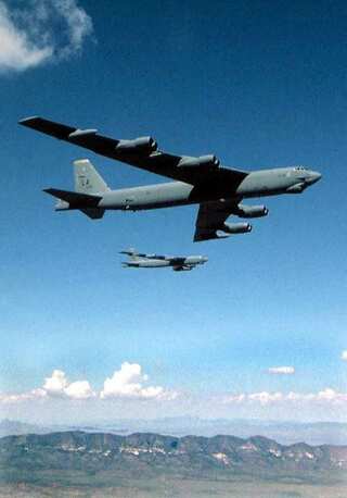 Israeli jets escort US B-52 bombers amid Iran tensions