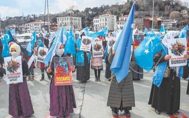 Turkey: Uighur women stage a march against China camps