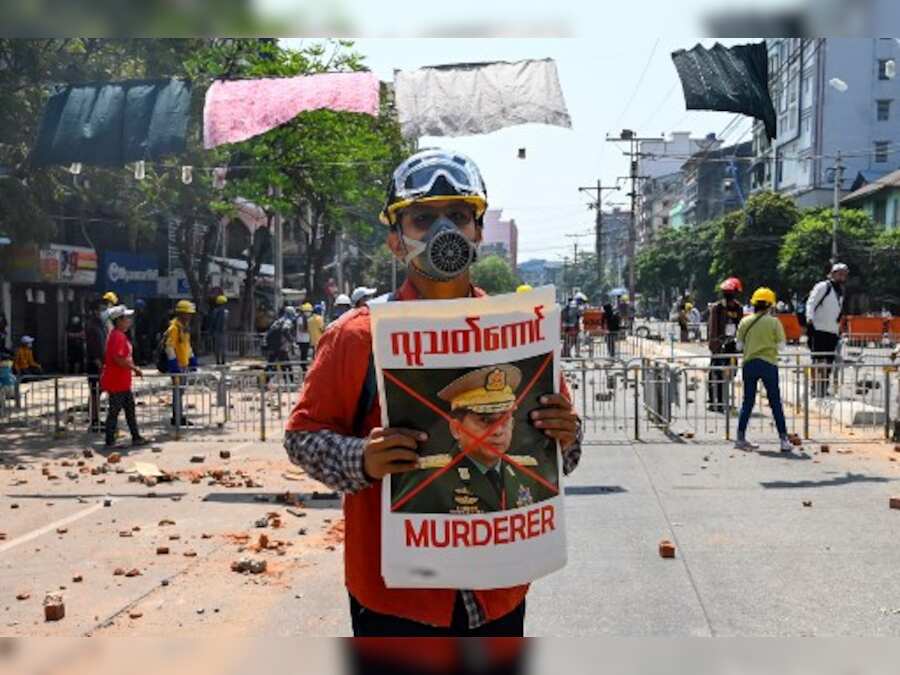 Another Aung San Suu Kyi's party leader dies amid protests in Myanmar