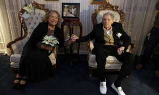 Rock pioneer Jerry Lee Lewis renews marriage vows with seventh wife