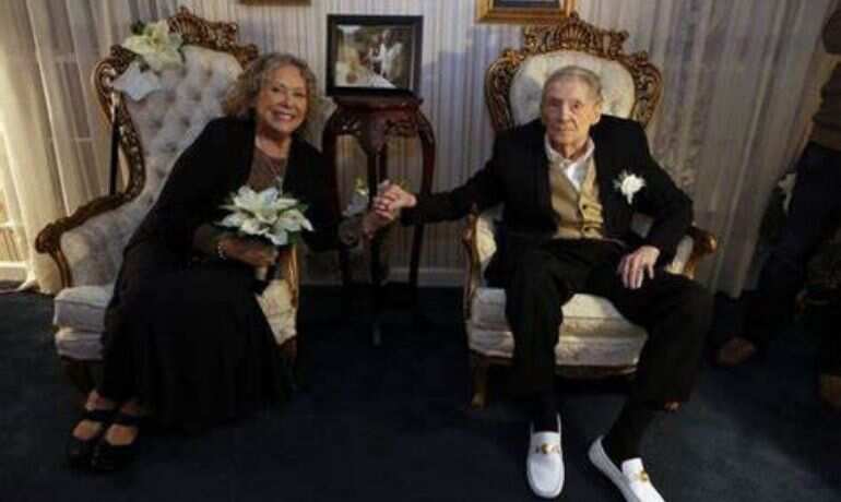Rock pioneer Jerry Lee Lewis renews marriage vows with seventh wife