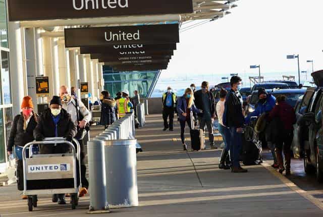 Over 2,000 flights cancelled in US' Denver as heavy snowstorm arrives Over 2,000 flights cancelled in US' Denver as heavy snowstorm arrives