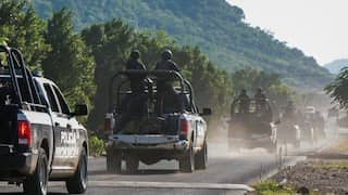 Gunmen kill 13 police in ambush in central Mexico