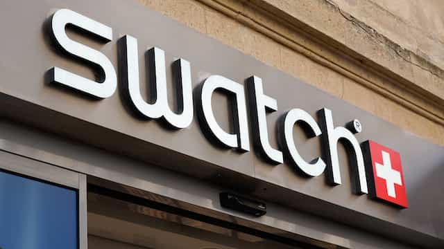 World Business Watch: New lockdowns to jeopardise Swatch sales