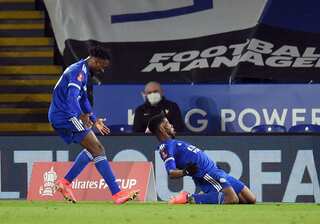 Leicester out-class Manchester United to reach FA Cup semis