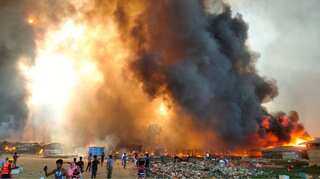15 dead, 400 missing in fire at Rohingya camp in Bangladesh, says UN