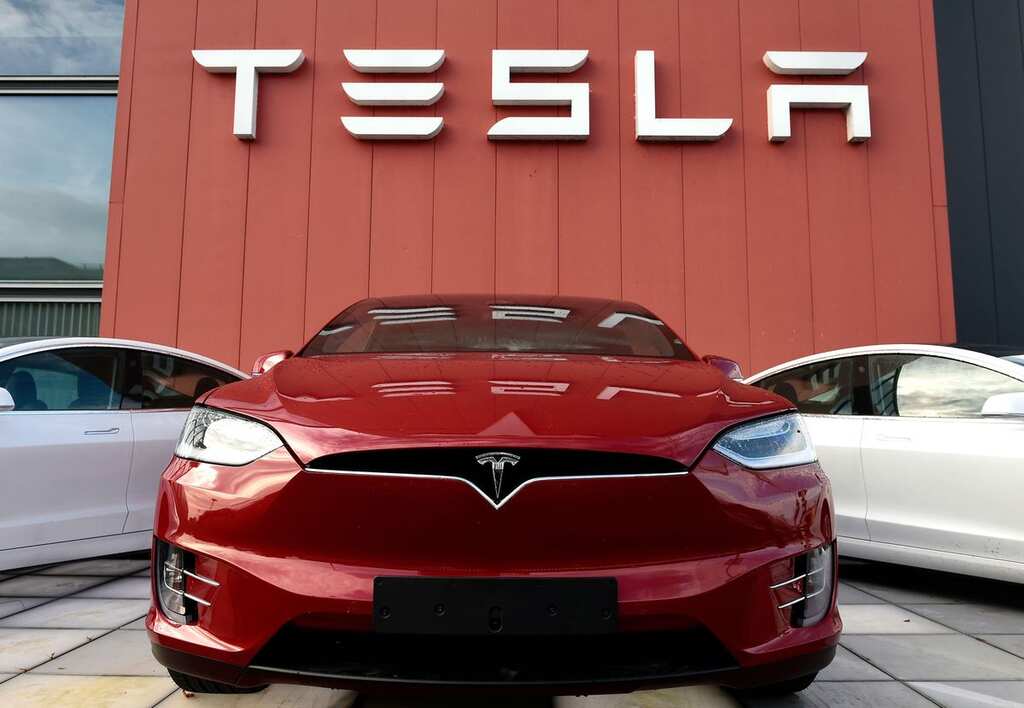 World Business Watch: Tesla's in-car cameras pose privacy concerns