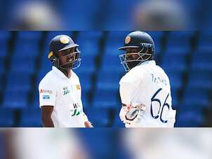 Battling Fernando leads Sri Lanka fightback in first Test